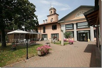 Hotel Vecchio Convento Bareggio Exterior photo